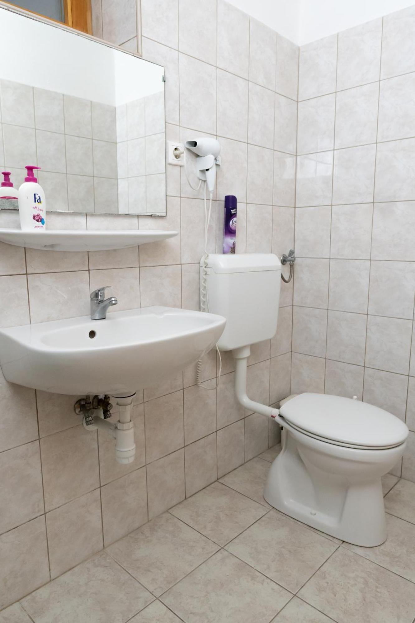 Liszt Apartman ペーチ エクステリア 写真